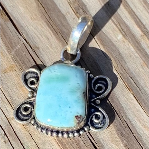 Larimar Dominican Republic Pendant. - Picture 2 of 5